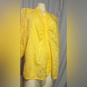 Sag harbor Yellow See thru long sleeve size medium yellow